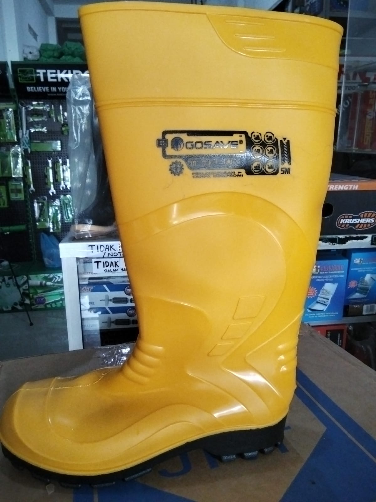 SEPATU BOOT SAFETY "GOSAVE" [NO.39-44] KUNING