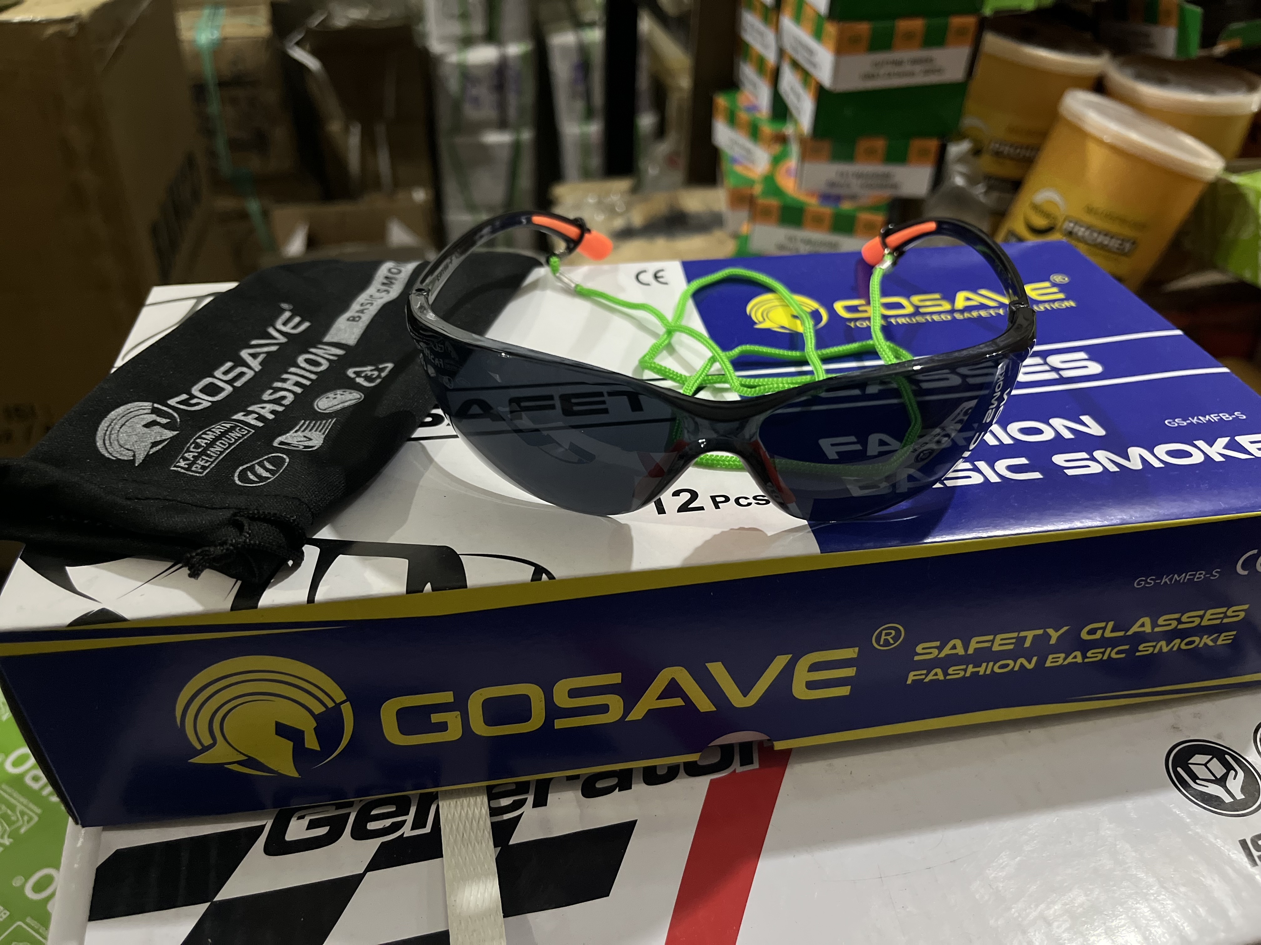 KACAMATA SAFETY "GOSAVE" BLACK/CLEAR